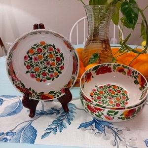Round Serving Bowl, set of 3, Kim Parker Home, by Emma's Garland 2006,